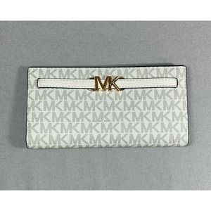NEW Michael Kors Jet Set Reed Large Flap Bifold Wallet Light Cream Multi